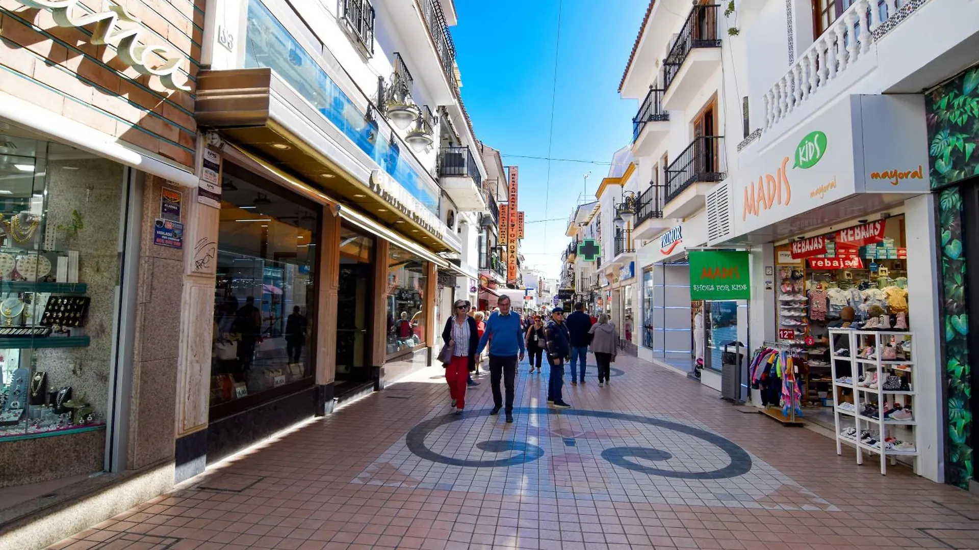 Torremolinos. Plaza De Andalucia Apartment Torremolinos