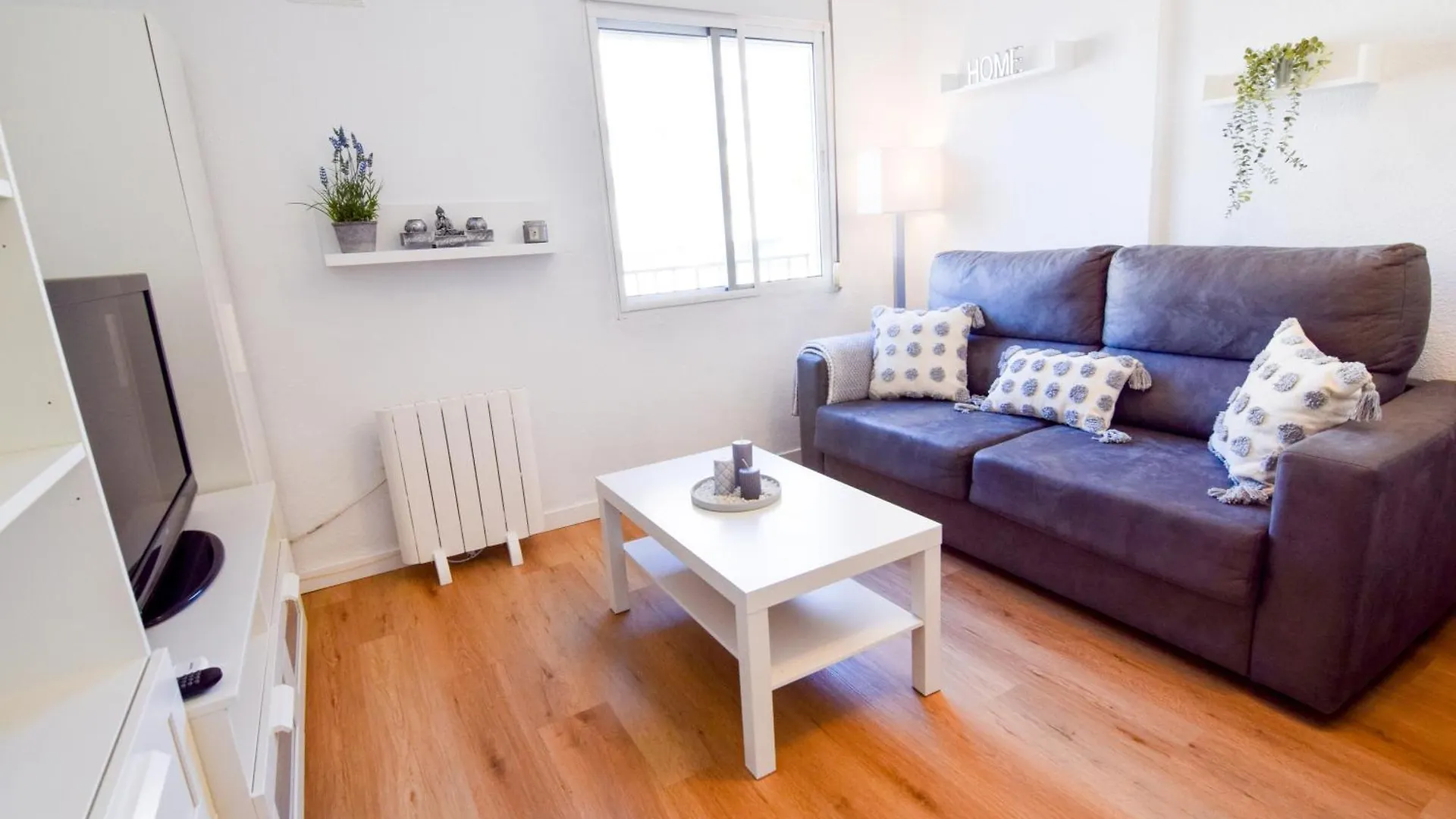 Torremolinos. Plaza De Andalucia Apartment